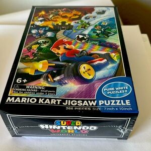 Super Nintendo world Mario kart jigsaw puzzle 266 pieces 7 x 10